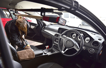 内装クリーニング＆ガラスコーティング＆ヘッドライト研磨